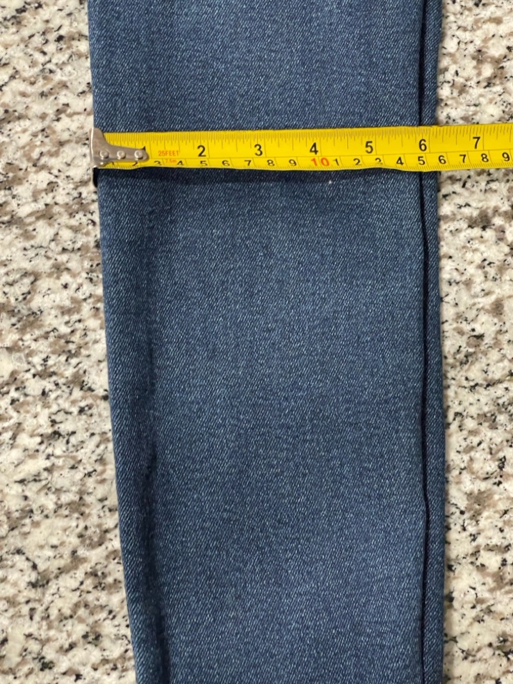 Old Navy Dark Wash Skinny Jeans with Frayed Hem - Picture 4 of 16